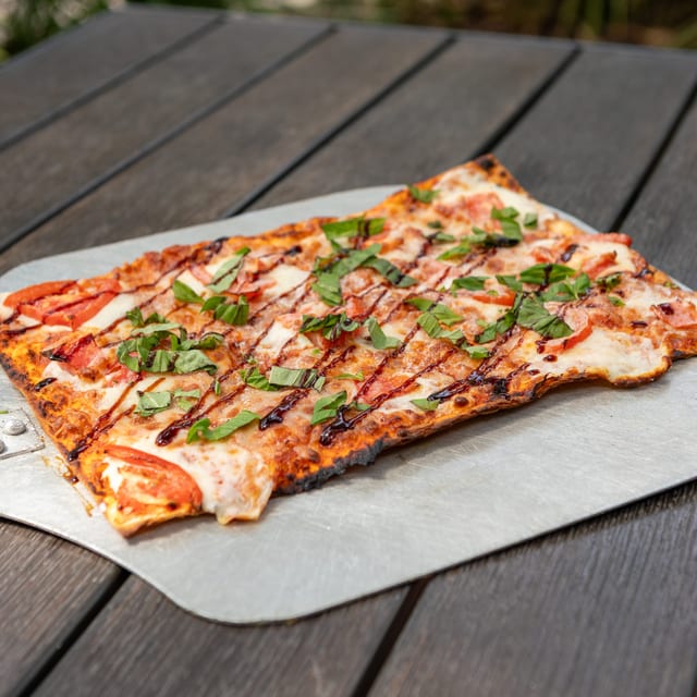 Margherita Flatbread.